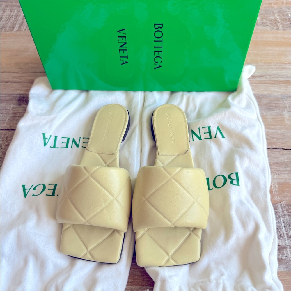 Bottega Veneta Lido Sandals on Sale!